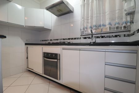 Casa à venda com 152m², 4 quartos e 2 vagasCozinha