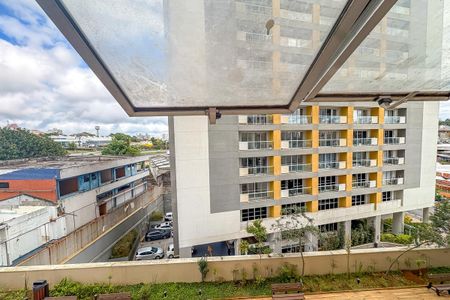 Apartamento à venda com 74m², 2 quartos e 1 vaga Apartamento à venda com 74m², 2 quartos e 1 vagaVista da Área de Serviço