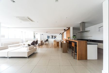 Apartamento à venda com 74m², 2 quartos e 1 vaga Apartamento à venda com 74m², 2 quartos e 1 vagaÁrea Comum