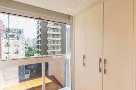 Apartamento à venda com 162m², 3 quartos e 4 vagas Apartamento à venda com 162m², 3 quartos e 4 vagasQuarto 2