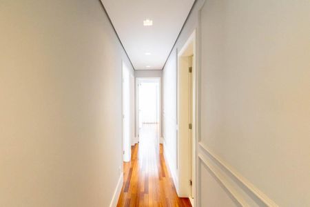 Apartamento à venda com 162m², 3 quartos e 4 vagas Apartamento à venda com 162m², 3 quartos e 4 vagasCorredor