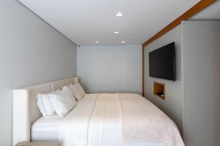 Apartamento à venda com 162m², 3 quartos e 4 vagas Apartamento à venda com 162m², 3 quartos e 4 vagasSuíte