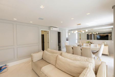 Apartamento à venda com 162m², 3 quartos e 4 vagas Apartamento à venda com 162m², 3 quartos e 4 vagasSala