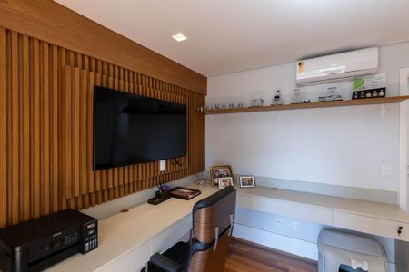 Apartamento à venda com 162m², 3 quartos e 4 vagas Apartamento à venda com 162m², 3 quartos e 4 vagasQuarto 2