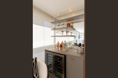 Apartamento à venda com 162m², 3 quartos e 4 vagas Apartamento à venda com 162m², 3 quartos e 4 vagasSala