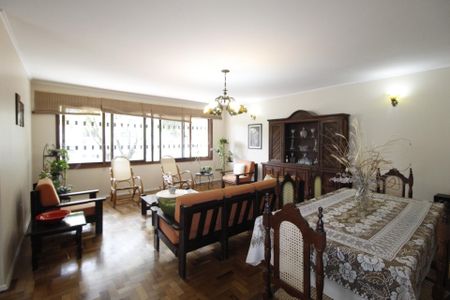 Casa à venda com 300m², 4 quartos e 2 vagasSala