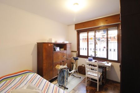 Casa à venda com 300m², 4 quartos e 2 vagasQuarto 1