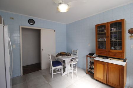 Casa à venda com 300m², 4 quartos e 2 vagasCozinha