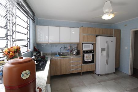 Casa à venda com 300m², 4 quartos e 2 vagasCozinha