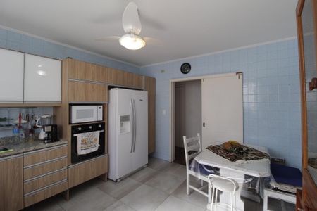 Casa à venda com 300m², 4 quartos e 2 vagasCozinha