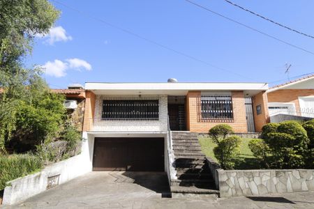 Casa à venda com 300m², 4 quartos e 2 vagasFachada