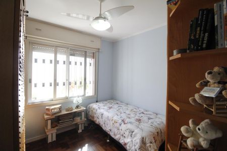 Casa à venda com 300m², 4 quartos e 2 vagasQuarto 2