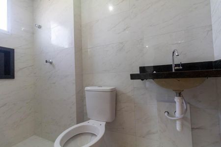Apartamento à venda com 33m², 1 quarto e sem vaga Apartamento à venda com 33m², 1 quarto e sem vagaBanheiro Social