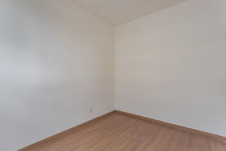 Quarto 2 de apartamento para alugar com 2 quartos, 50m² em Santa Fé, Porto Alegre