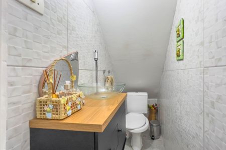 Casa para alugar com 200m², 3 quartos e 3 vagas Casa para alugar com 200m², 3 quartos e 3 vagasLavabo