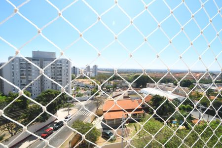 Vista Sacada da Sala de apartamento para alugar com 3 quartos, 70m² em Fazenda Santa Cândida, Campinas