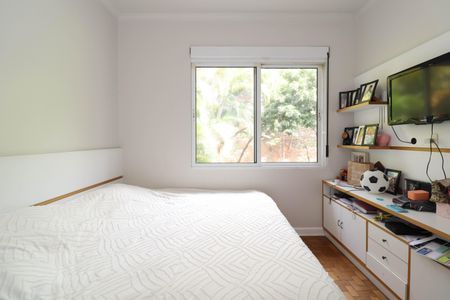 Casa à venda com 300m², 4 quartos e 5 vagas Casa à venda com 300m², 4 quartos e 5 vagasQuarto 2