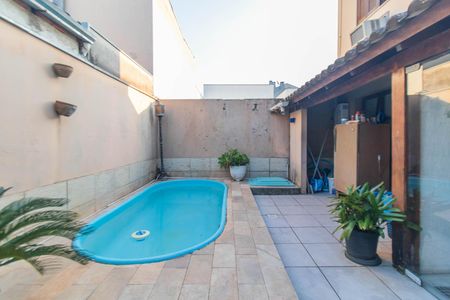 Casa à venda com 120m², 3 quartos e 1 vagaQuintal