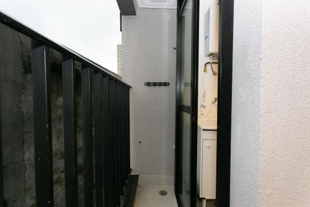 Apartamento à venda com 35m², 1 quarto e 1 vaga Apartamento à venda com 35m², 1 quarto e 1 vagaVaranda