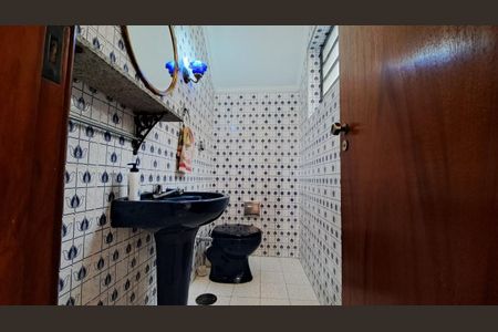 Casa à venda com 225m², 3 quartos e 2 vagas