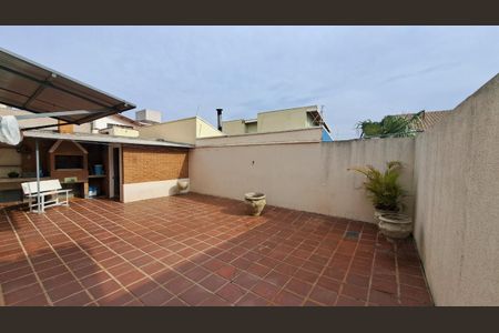 Casa à venda com 225m², 3 quartos e 2 vagas