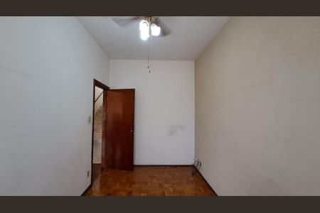 Casa à venda com 225m², 3 quartos e 2 vagas