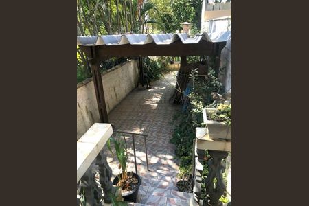Casa à venda com 135m², 2 quartos e 1 vaga