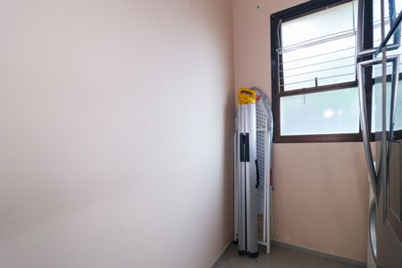 Apartamento à venda com 340m², 4 quartos e 5 vagas Apartamento à venda com 340m², 4 quartos e 5 vagasQuarto de Serviço
