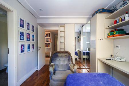 Apartamento à venda com 340m², 4 quartos e 5 vagas Apartamento à venda com 340m², 4 quartos e 5 vagasSuíte 3