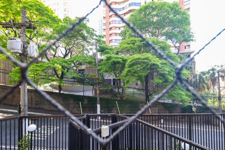 Apartamento à venda com 340m², 4 quartos e 5 vagas Apartamento à venda com 340m², 4 quartos e 5 vagasVista da Suíte 1