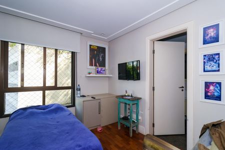 Apartamento à venda com 340m², 4 quartos e 5 vagas Apartamento à venda com 340m², 4 quartos e 5 vagasSuíte 3