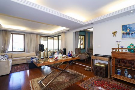 Apartamento à venda com 340m², 4 quartos e 5 vagas Apartamento à venda com 340m², 4 quartos e 5 vagasSala