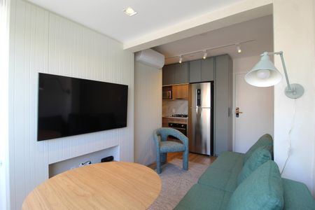 Sala de kitnet/studio para alugar com 2 quartos, 40m² em Vila Olímpia, São Paulo