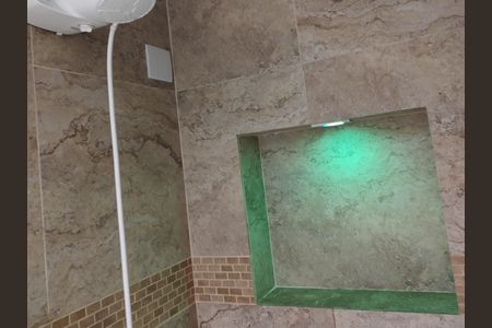 Casa à venda com 250m², 2 quartos e 2 vagas Casa à venda com 250m², 2 quartos e 2 vagasBanheiro Social
