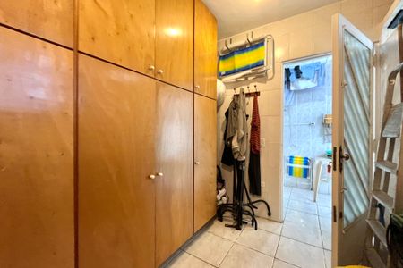 Casa à venda com 107m², 3 quartos e 2 vagas Casa à venda com 107m², 3 quartos e 2 vagasQuarto de Serviço