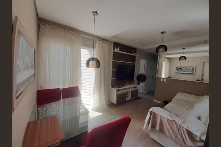 Sala de apartamento para alugar com 2 quartos, 78m² em Jardim Ipaussurama, Campinas