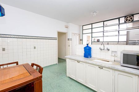 Apartamento para alugar com 385m², 3 quartos e 2 vagasCozinha