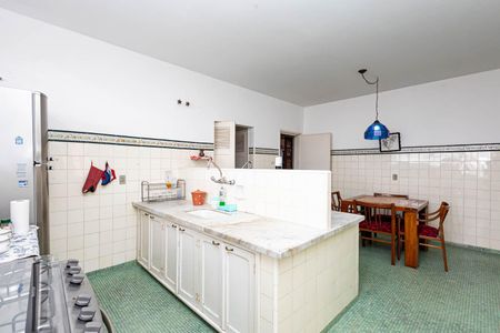 Apartamento para alugar com 385m², 3 quartos e 2 vagasCozinha
