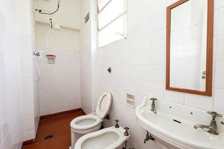 Apartamento para alugar com 385m², 3 quartos e 2 vagasBanheiro de serviço