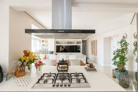 Apartamento à venda com 2 quartos, 110m² em Jardim Monte Kemel, São Paulo