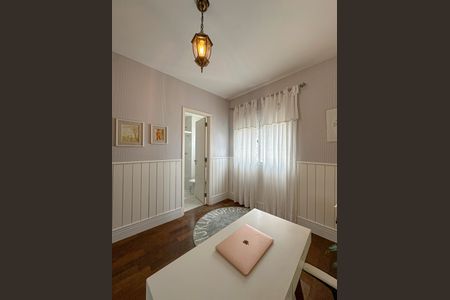 Apartamento à venda com 156m², 3 quartos e 2 vagasSuíte 2