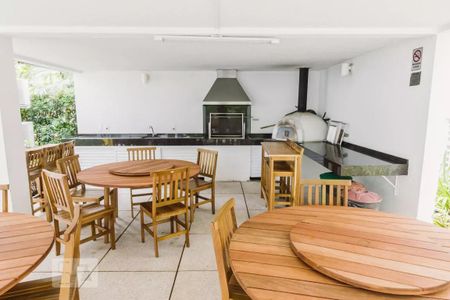 Apartamento à venda com 156m², 3 quartos e 2 vagasChurrasqueira