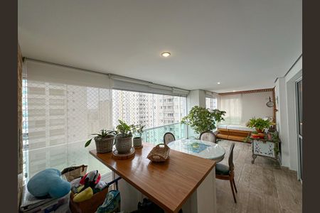 Apartamento à venda com 156m², 3 quartos e 2 vagasVaranda Gourmet