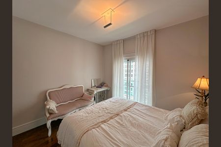 Apartamento à venda com 156m², 3 quartos e 2 vagasSuíte Master