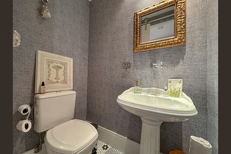 Apartamento à venda com 156m², 3 quartos e 2 vagasLavabo