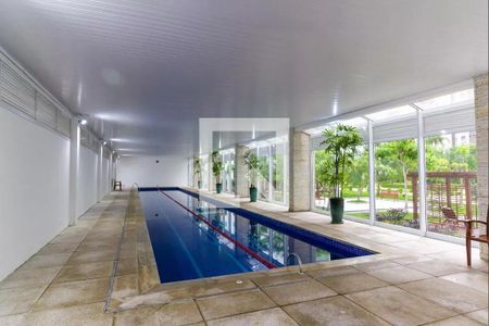 Apartamento à venda com 156m², 3 quartos e 2 vagasPiscina Coberta