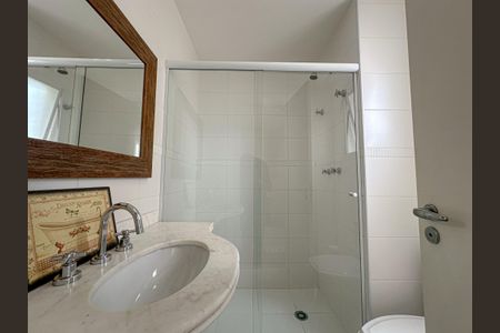 Apartamento à venda com 156m², 3 quartos e 2 vagasBanheiro Suíte 2