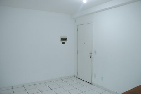 Sala de apartamento para alugar com 2 quartos, 49m² em Jardim Helena, Cotia