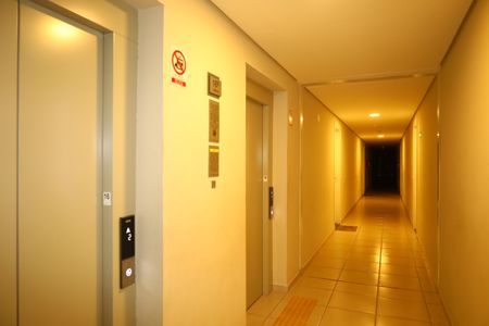 Apartamento à venda com 32m², 2 quartos e sem vagaÁrea comum - Saguão do andar
