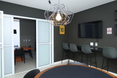 Apartamento à venda com 32m², 2 quartos e sem vagaÁrea comum - Sport Bar